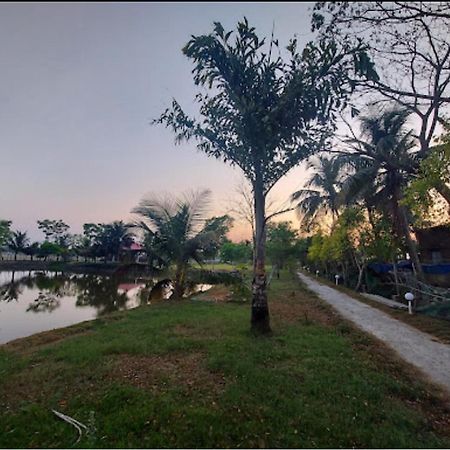 Banani Resort By Wb Inn Gosaba Exterior photo