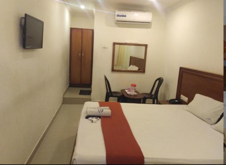 Banani Resort By Wb Inn Gosaba Exterior photo