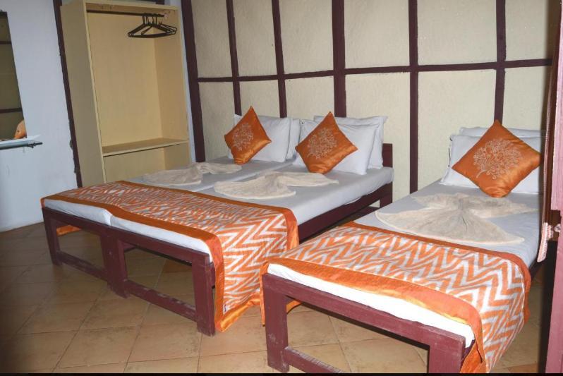 Banani Resort By Wb Inn Gosaba Exterior photo